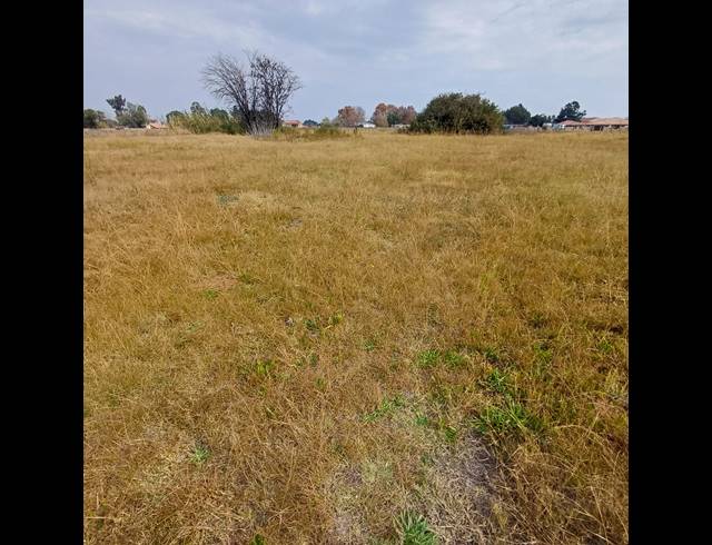 2,000M² VACANT LAND FOR SALE IN KOOKRUS
